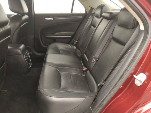 Used 2020 Chrysler 300 Limited image 18