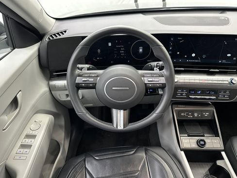Used 2024 Hyundai Kona SEL w/ Convenience Package FWD image 23