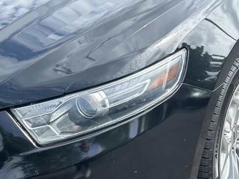 Used 2015 Ford Taurus Limited AWD/4WD image 9