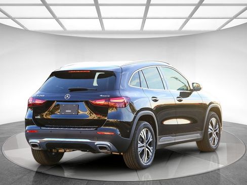 Used 2025 Mercedes-Benz GLA 250 4MATIC image 5