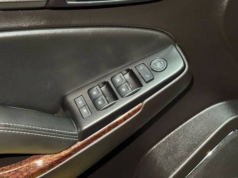 Used 2016 GMC Yukon SLE w/ HD Trailering Package image 37