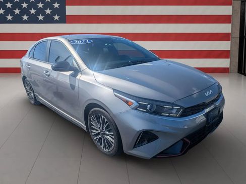 Used 2023 Kia Forte GT-Line FWD image 3