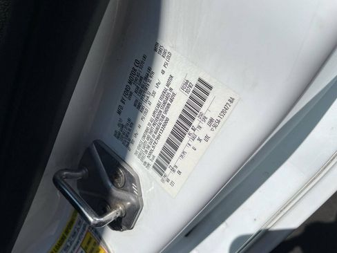 Used 2017 Ford Transit Connect XL FWD image 17