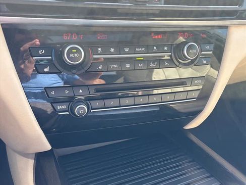 Used 2018 BMW X5 xDrive35d image 16