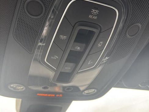 Used 2017 Audi Q7 3.0T Prestige w/ Prestige Package image 20