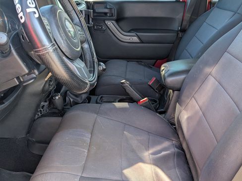 Used 2012 Jeep Wrangler Unlimited Sport AWD/4WD image 14