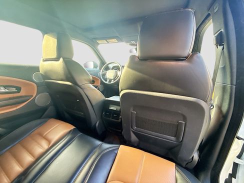 Used 2018 Land Rover Range Rover Evoque HSE Dynamic image 28