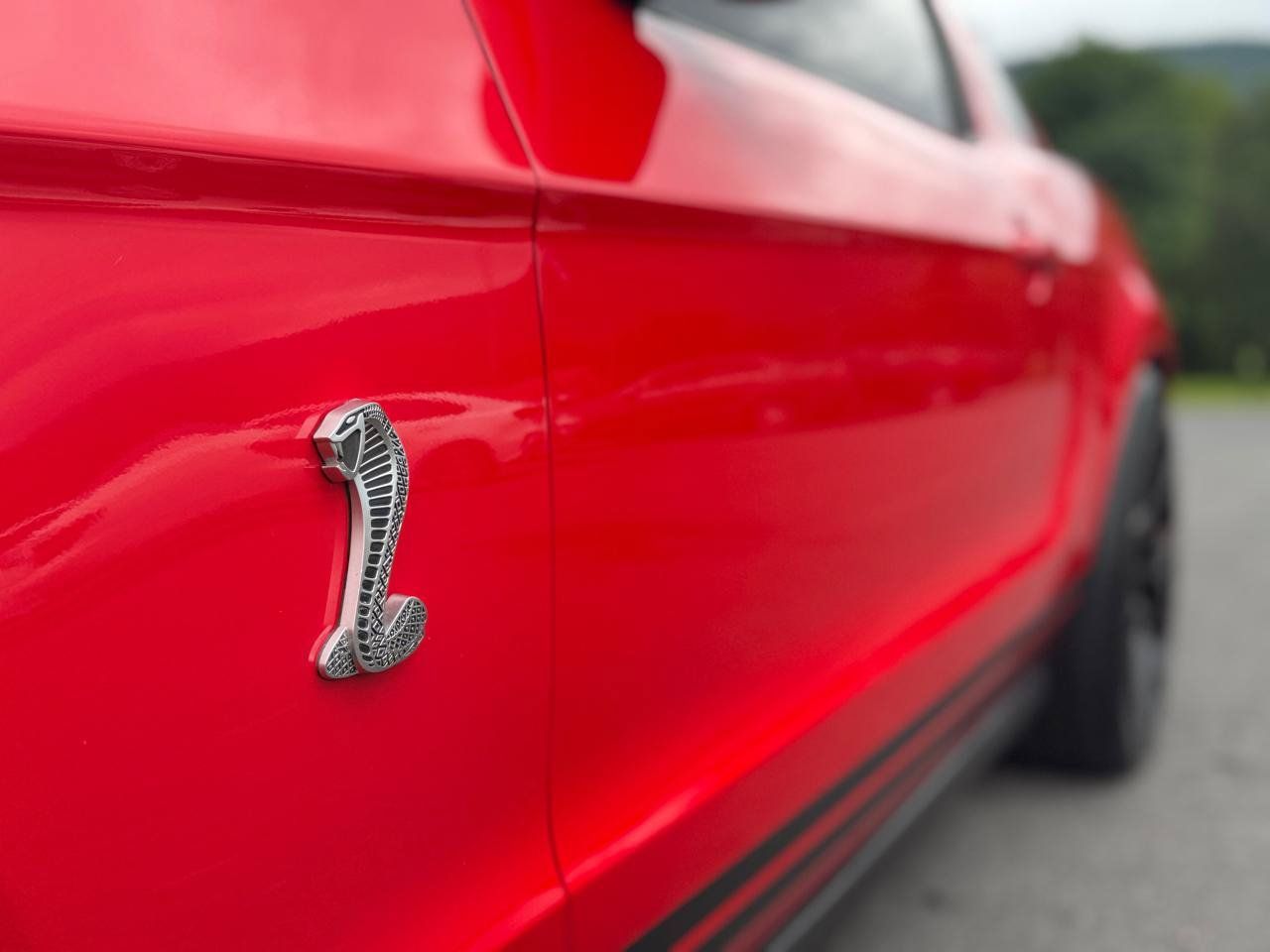 Used 2012 Ford Mustang Shelby GT500 w/ SVT Performance Pkg RWD image 25