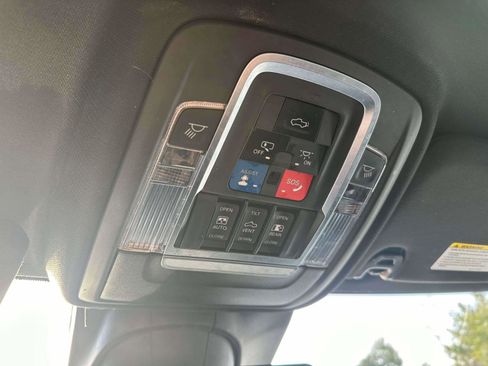 Used 2020 RAM 2500 Limited image 34