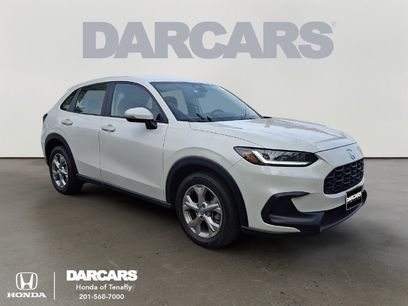 Used 2025 Honda HR-V LX