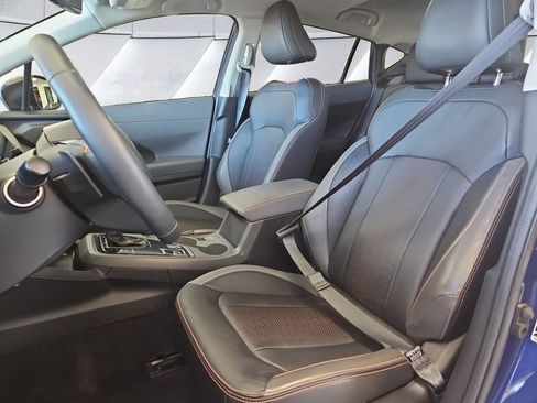 New 2025 Subaru Crosstrek 2.5i Limited w/ Crosstrek Mirror Package image 8