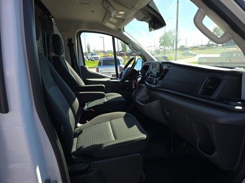 Used 2022 Ford Transit 250 Low Roof w/ Exterior Upgrade Package image 19