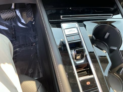 New 2026 Volkswagen Atlas SE image 19