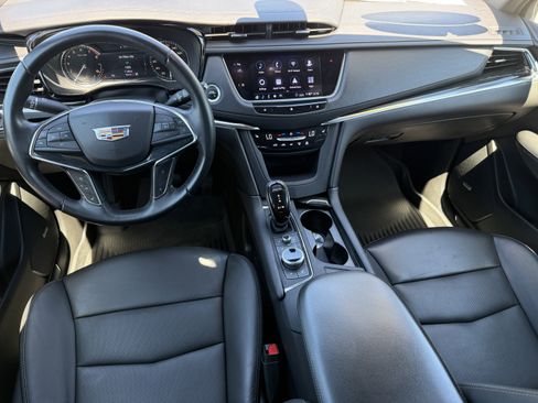 Used 2020 Cadillac XT5 Premium Luxury image 13