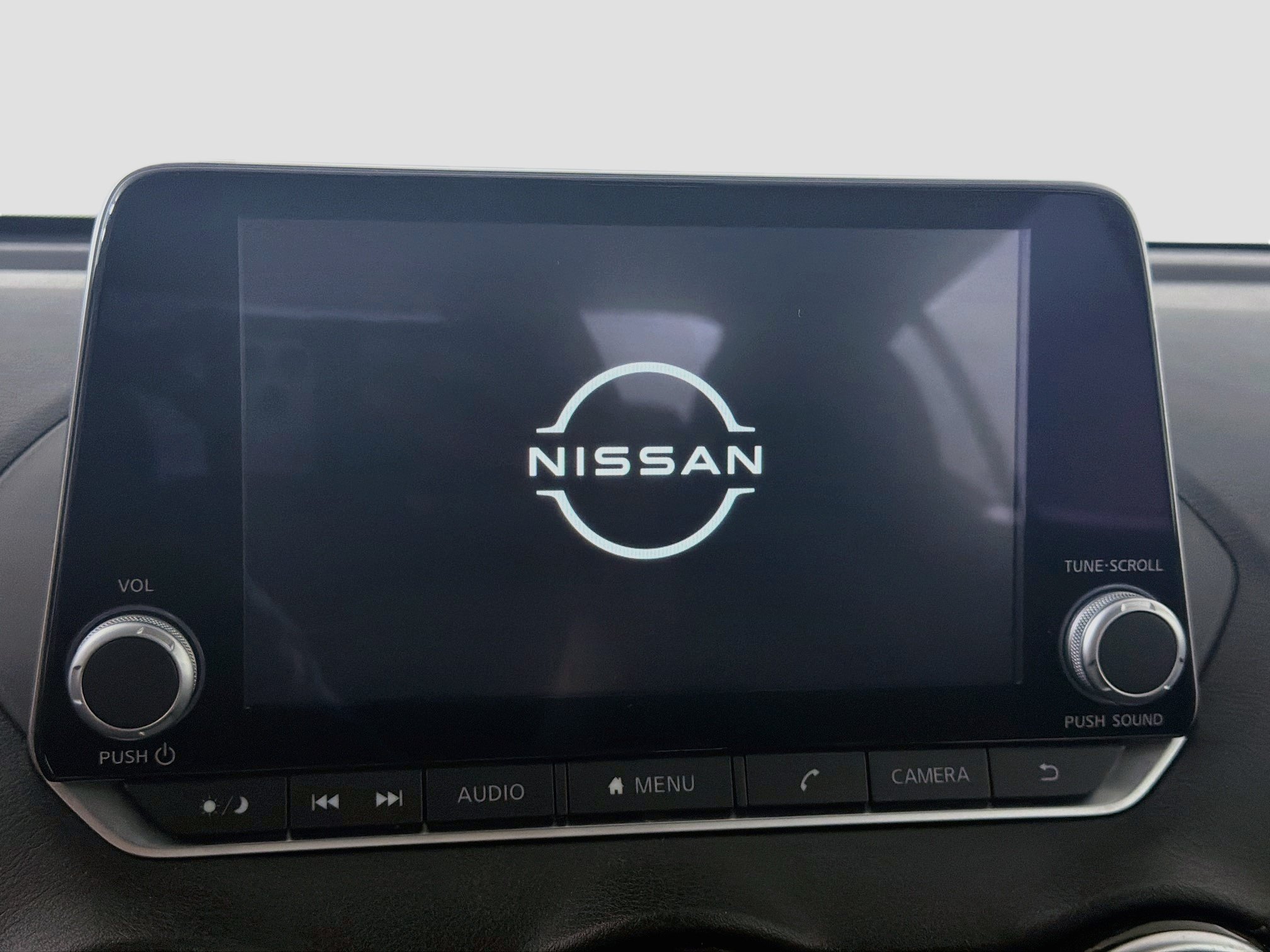 Used 2025 Nissan Sentra SV FWD image 19