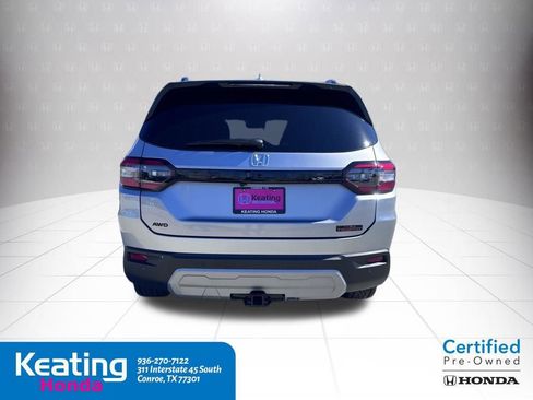 Certified 2025 Honda Pilot TrailSport image 8