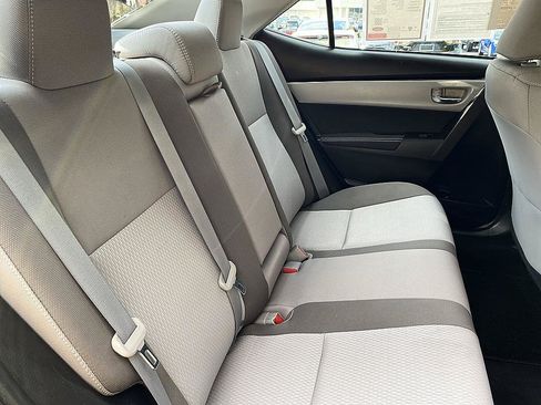 Certified 2018 Toyota Corolla LE FWD image 21