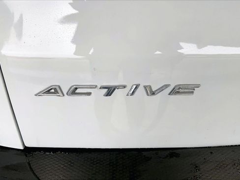Used 2023 Ford Escape Active w/ Tech Pack #1 FWD image 9