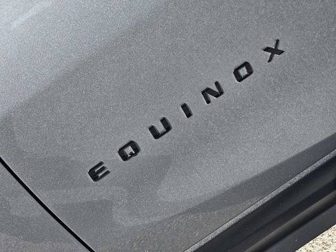 Certified 2024 Chevrolet Equinox RS FWD image 10