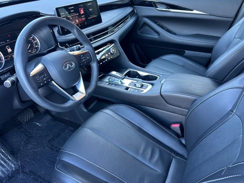 Used 2025 INFINITI QX60 Pure image 10