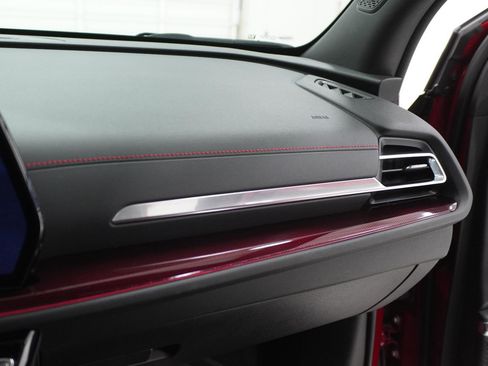 Used 2024 Chevrolet Traverse RS w/ LPO, Floor Liner Package FWD image 36