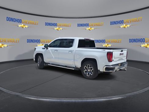 Used 2026 GMC Sierra 1500 SLT w/ SLT Premium Plus Package AWD/4WD image 6