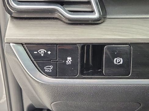 Used 2023 Kia Sportage X-Pro AWD/4WD image 13