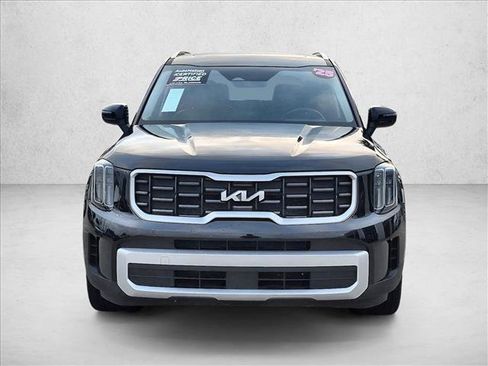Used 2025 Kia Telluride S FWD image 2
