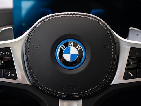 New 2026 BMW X5 xDrive50e w/ M Sport Package image 29