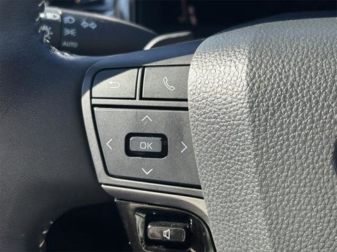 Certified 2025 Toyota Camry SE image 35