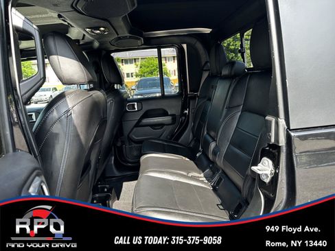 Used 2020 Jeep Gladiator Overland AWD/4WD image 25