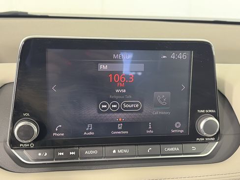 Used 2021 Nissan Rogue SV w/ Premium Package image 19