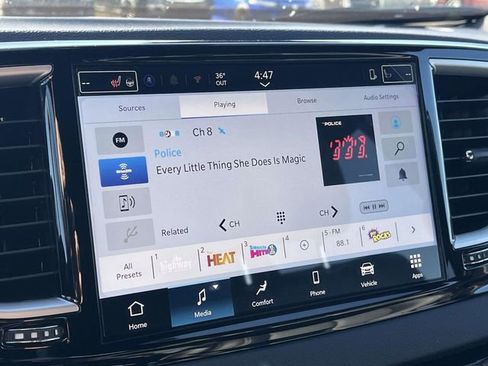 New 2026 Chrysler Voyager LX image 20