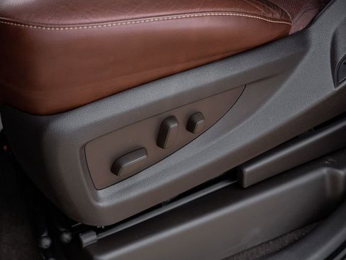 Used 2020 Chevrolet Suburban Premier w/ 6.2L Performance Package image 33