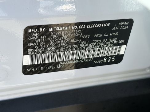 Used 2024 Mitsubishi Outlander SEL image 30