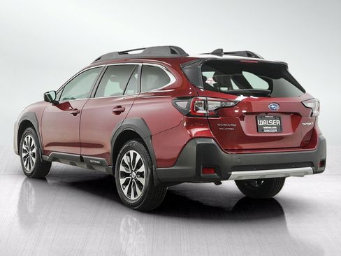 Used 2024 Subaru Outback Limited AWD/4WD image 3