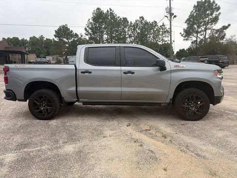 Used 2024 Chevrolet Silverado 1500 LT Trail Boss w/ Convenience Package II AWD/4WD image 8
