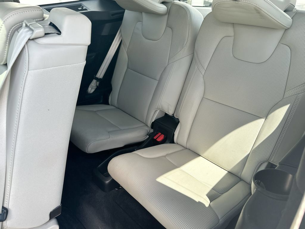 Used 2018 Volvo XC90 T6 Inscription w/ Convenience Package AWD/4WD image 28