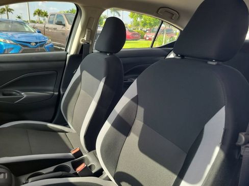 Used 2025 Nissan Versa S w/ Trunk Package FWD image 15