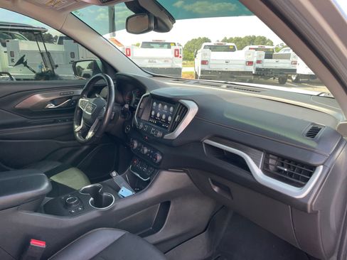 Used 2020 GMC Terrain SLT w/ Preferred Package image 29