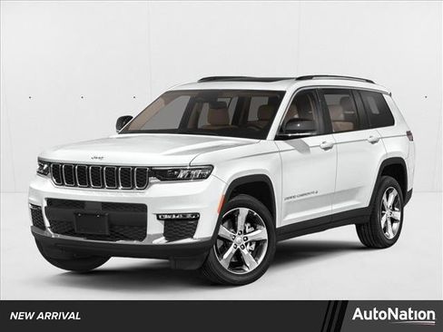 Certified 2023 Jeep Grand Cherokee L Laredo AWD/4WD image 1