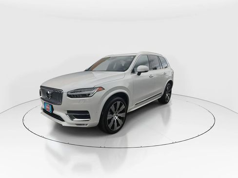 Used 2020 Volvo XC90 T6 Inscription w/ Protection Package Premier AWD/4WD image 4