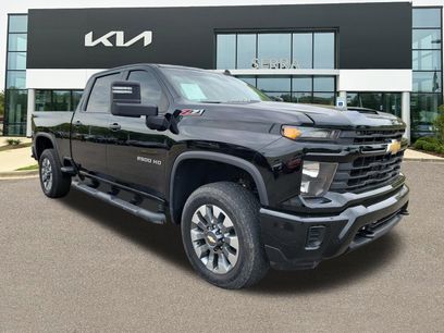 Used 2024 Chevrolet Silverado 2500 Custom w/ Custom Value Package