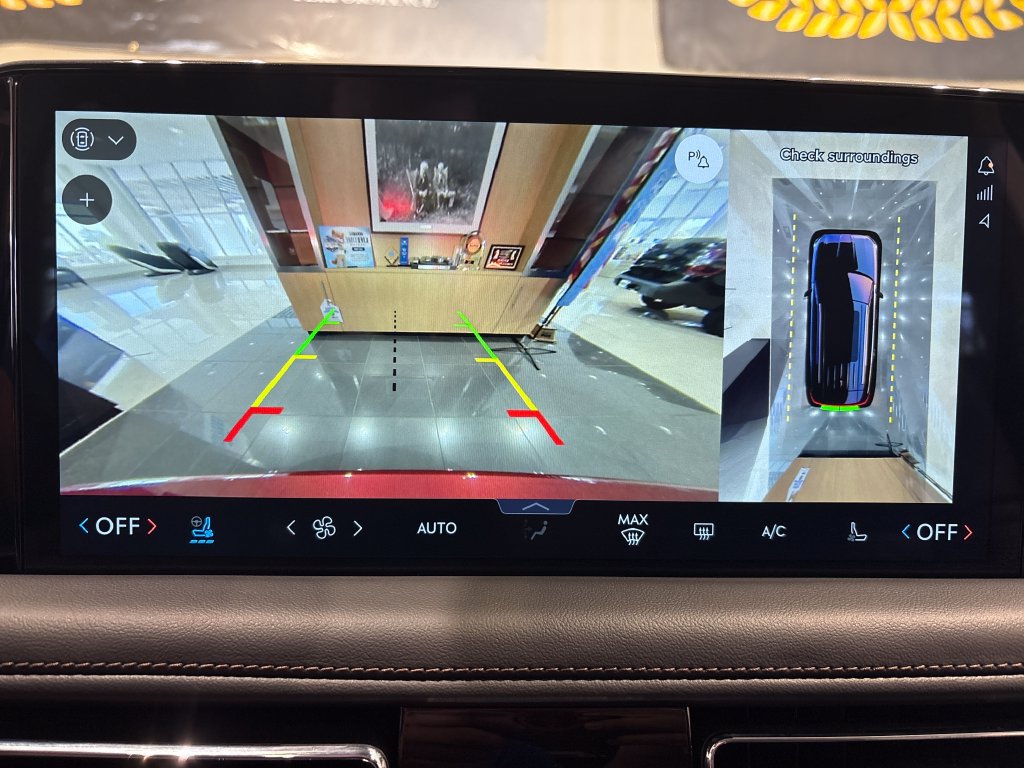New 2027 Lincoln Aviator AWD image 12