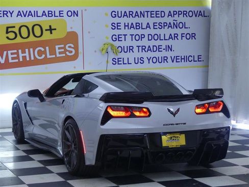 Used 2018 Chevrolet Corvette Stingray Coupe image 5