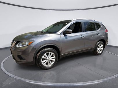 Used 2016 Nissan Rogue SV w/ SV Premium Package