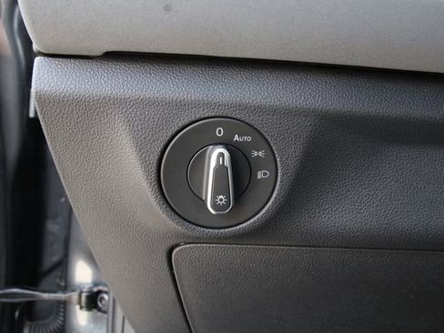 New 2026 Volkswagen Jetta SE image 16