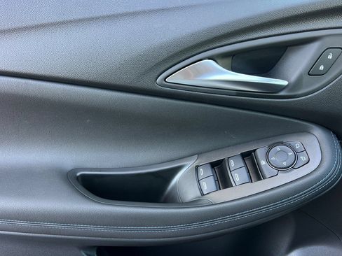 New 2026 Buick Encore GX Sport Touring FWD image 9
