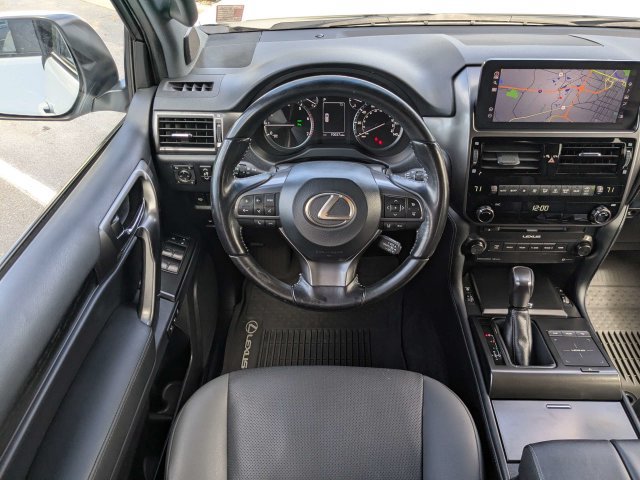 Certified 2022 Lexus GX 460 w/ Black Line Special Edition AWD/4WD image 12