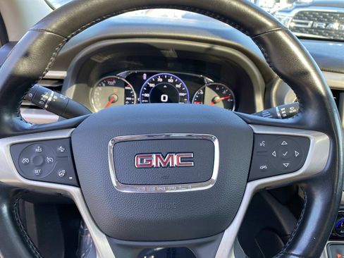 Used 2021 GMC Acadia Denali w/ Denali Ultimate Package AWD/4WD image 18
